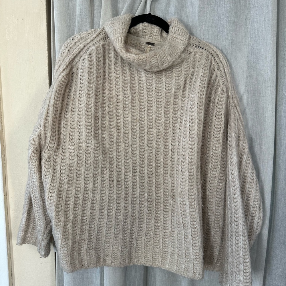 Free people Cream Turtleneck Sweater